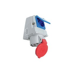 16 CEE-combi wandcontactdoos  voor 400 v en 230 v